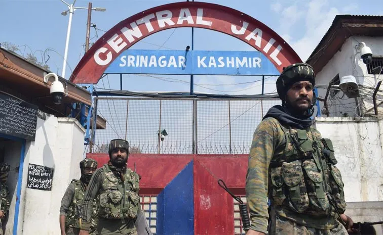Security Tight At Jammu And Srinagar Jails1