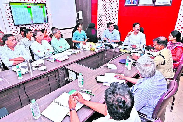 జిల్లా సమగ్రాభివృద్ధికి చర్యలు