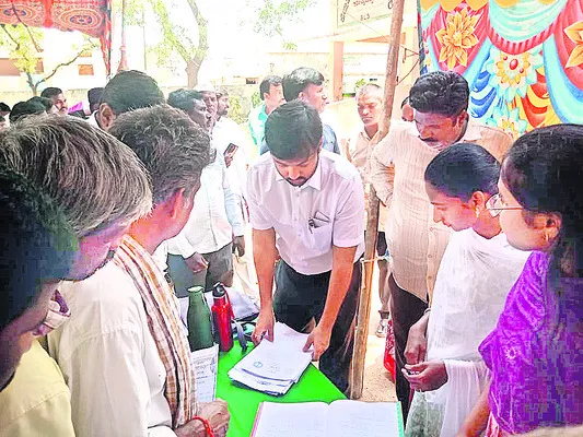 రైతుల సమస్యలు పరిష్కరించాలి