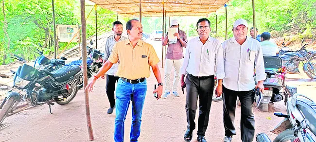 బ్రహ్మోత్సవాల ఏర్పాట్ల పరిశీలన