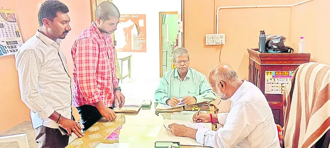 నీటి సమస్య పరిష్కరించండి 
