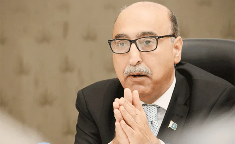Abdul Basit: India Likely to Strike Pakistan After Russia Victory Celebrations