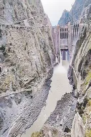 India cuts water flow to Pakistan through Baglihar dam after Indus Treaty4