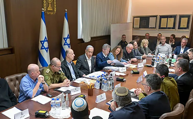 Israel Cabinet approves plans to seize entire Gaza Strip3