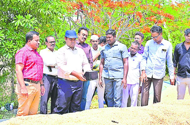 తూకంలో చేతివాటం!