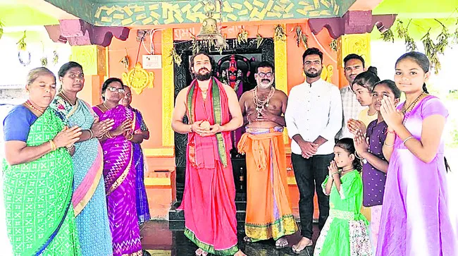 దేశం కోసం పోరాటంలో ముందుండాలి