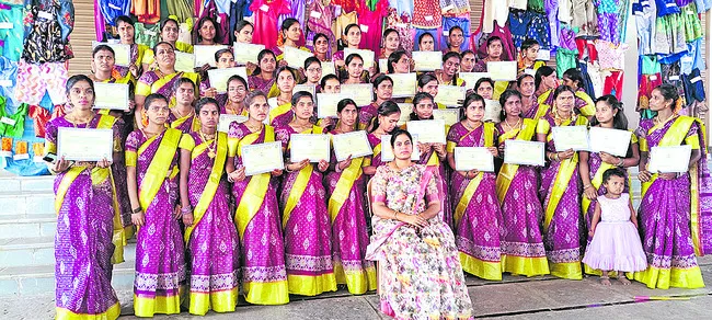 టైలరింగ్తో ఉపాధి
