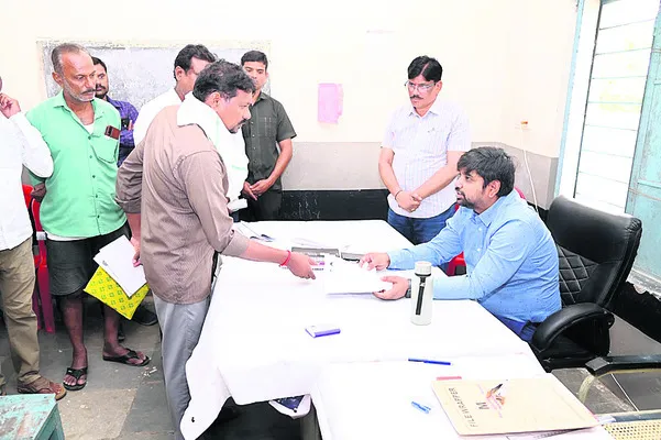 భూసమస్యల పరిష్కారానికి భూభారతి