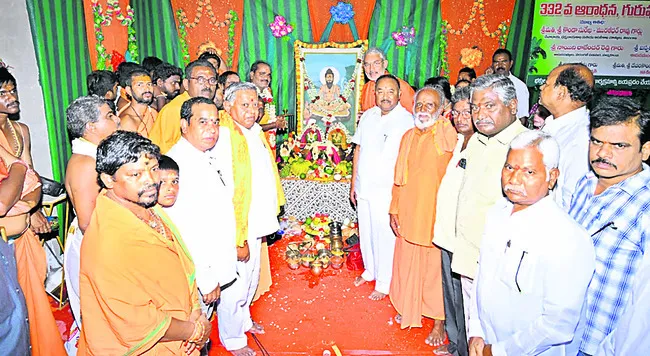 దేవాలయ అభివృద్ధికి కృషి చేస్తా..
