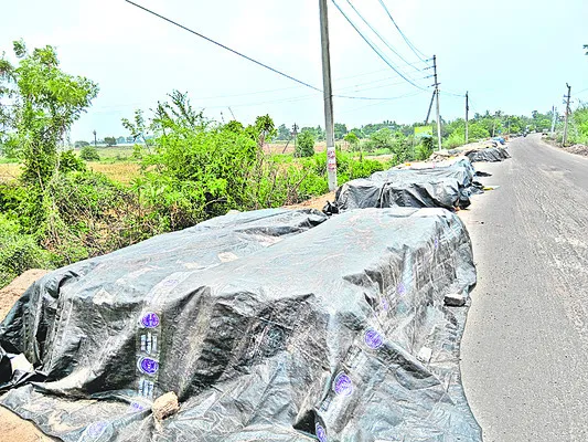 రైతన్నకు కంటి మీద కునుకు కరువు