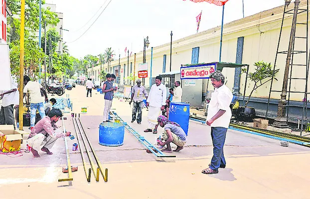 స్వామిపేరు చెప్పి స్వకార్యం