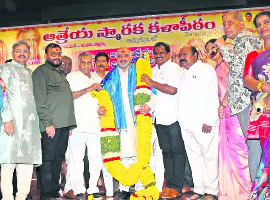 రామజోగయ్య శాస్త్రికి ఆత్రేయ పురస్కారం 