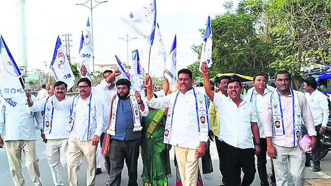 ఆదిలాబాద్కు చేరిన రథయాత్ర