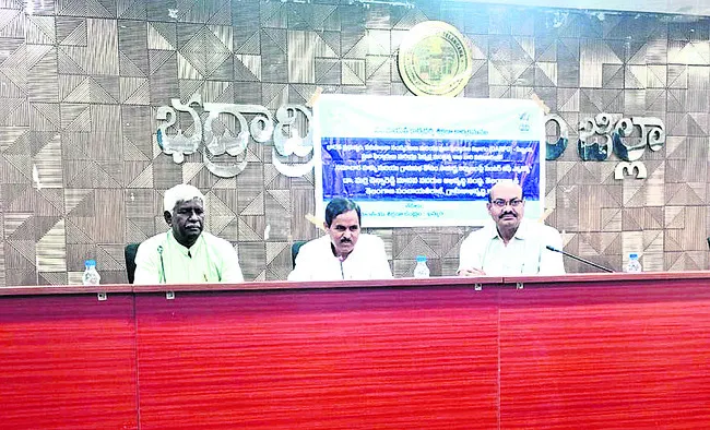 నాణ్యమైన సేవలు అందించేలా..