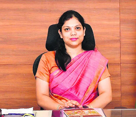 సర్వేయర్ల శిక్షణకు దరఖాస్తుల ఆహ్వానం