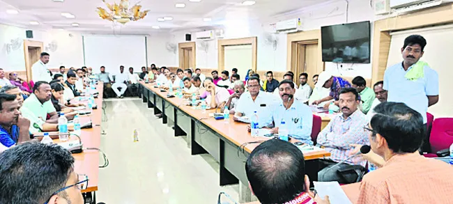 పర్లాకిమిడిలో రథయాత్రకు సన్నాహాలు