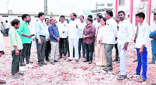 సర్కార్ ఆస్పత్రిలో సకల సౌకర్యాలు