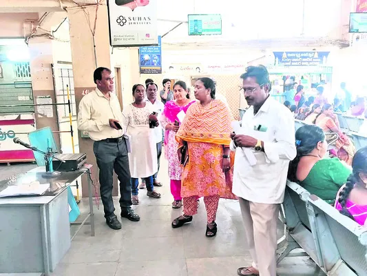 పగటి పూట మూడు ఏసీ బస్సులు