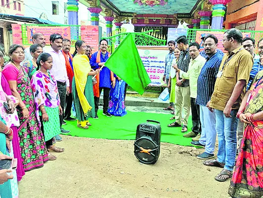 హెచ్ఐవీ రోగుల పట్ల వివక్ష తగదు