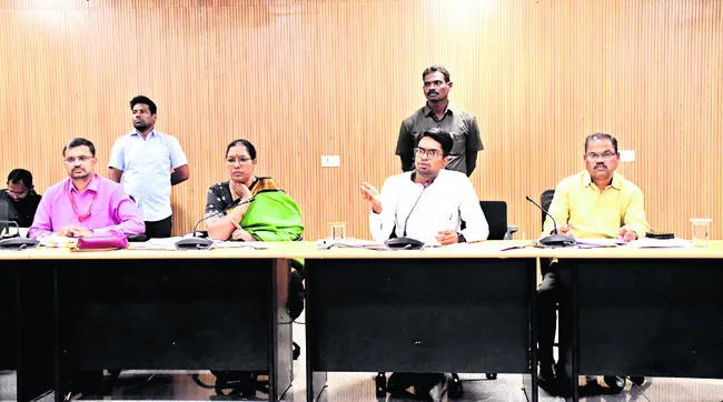 వేగంగా సంక్షేమ పథకాల అమలు