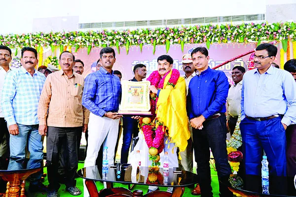 అడిషనల్ ఎస్పీ సేవలు చిరస్మరణీయం