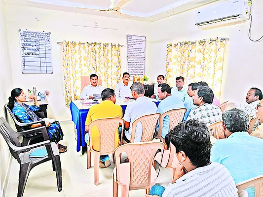 ఇంటర్నెట్ కేబుల్స్ సరిచేయాలి