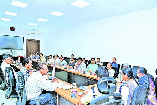 వేడుకలు వైభవంగా నిర్వహించాలి