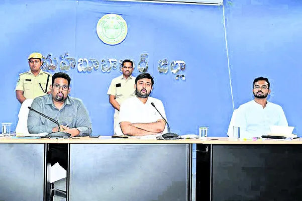 అవతరణ వేడుకలు ఘనంగా నిర్వహించాలి