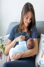 BreastFeeding Mothers: Cracked nipples Causes treatment11