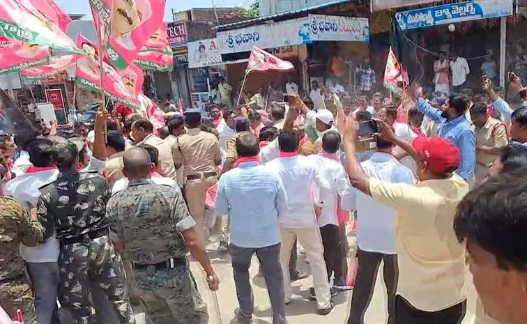 Faceoff between Congress, BRS For Telangana Thalli Statue