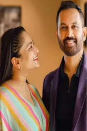director Raj Nidimoru wife criptic post dating rumours with Samantha9