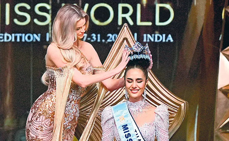 Opal Suchata Chuangsri has been crowned Miss World 2025