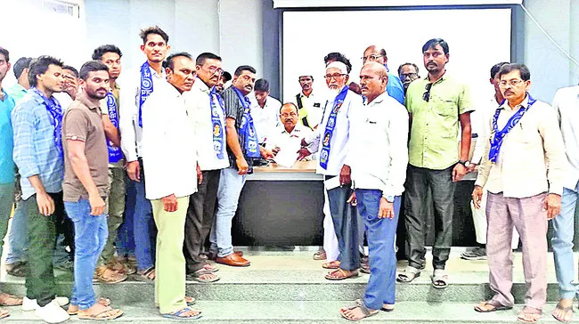 నియామకాలపై విచారణ చేపట్టాలి