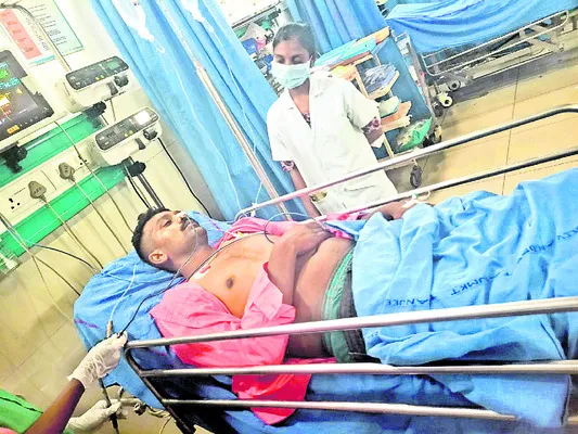 భార్య వేధింపులు.. ఆర్మీ జవాన్ ఆత్మహత్యాయత్నం