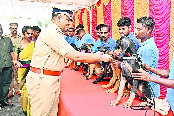 గ్రేటర్ చైన్నె పోలీసులోకి 11 శునకాలు