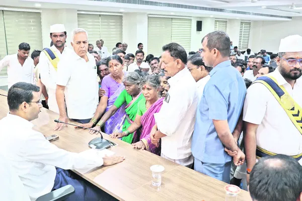‘ప్రజావాణి’ ఫిర్యాదులు త్వరగా పరిష్కరించాలి