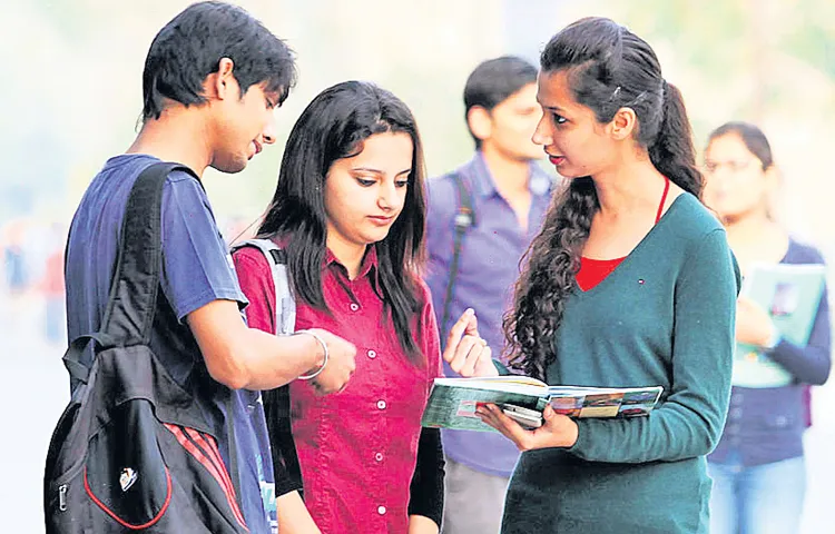 Confusion in degree education due to coalition government decision