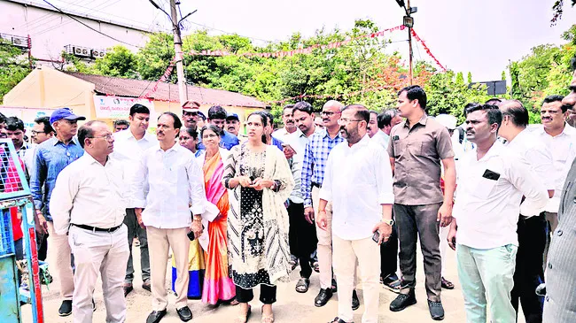 జీఎంహెచ్ అభివృద్ధికి సీఎంను కలుస్తాం..