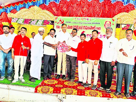 రఘుపాల్ సేవలు మరువలేనివి