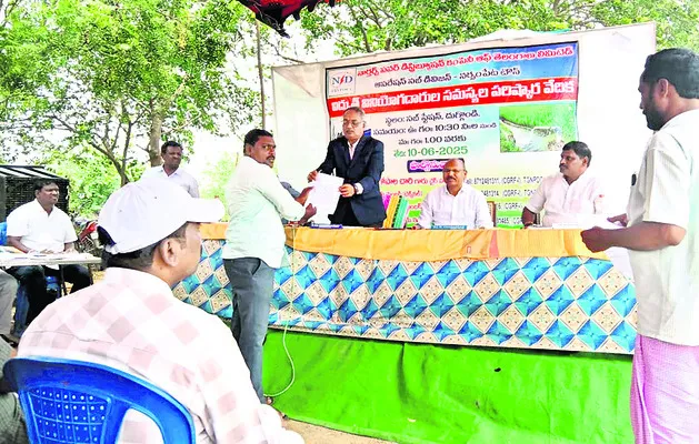 రోజుకు 30సార్లు కరెంట్ పోతోంది..