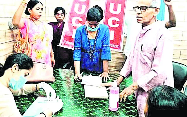 రూ.25 లక్షల పరిహారం అందజేయాలి