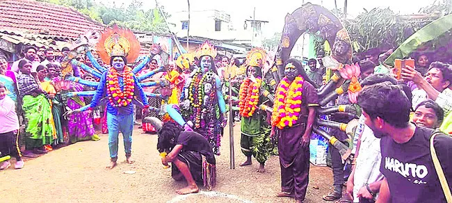 ఘనంగా