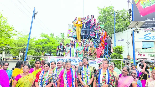 కూటమి పాలనలో అతివలకు రక్షణ కరవు