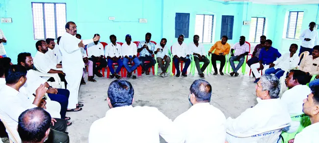 ప్రభుత్వ అలసత్వంతోనే దారుణాలు 
