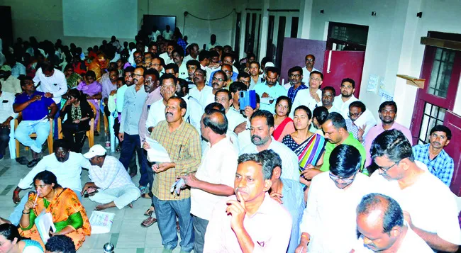 టీచర్ల సహనానికి కౌన్సెలింగ్