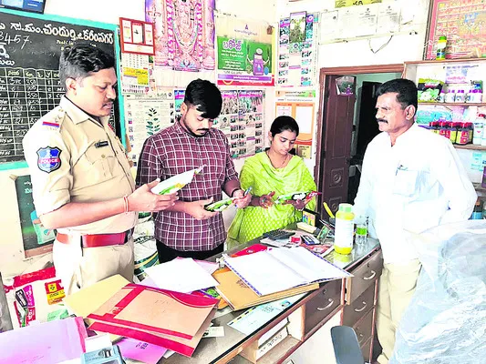 నకిలీ విత్తనాలు విక్రయిస్తే చర్యలు