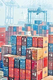 India will certainly cross 825 billion dollers exports in FY269