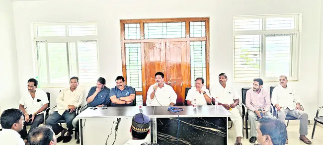 బాధ్య