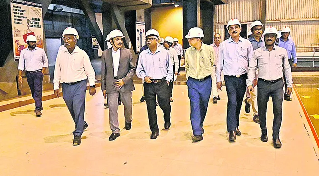 ఎస్టీపీపీలో ‘మహా’ బృందం పర్యటన 
