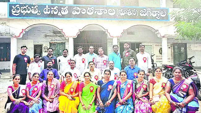60 ఏళ్లుగా విద్యనందిస్తున్న పాఠశాల